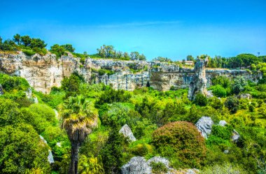 Latomia del paradiso Syracuse, Sicilya, Ital Neapolis Arkeoloji parkında görünümünü