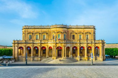 Noto, Sicilya, Ital 'daki Palazzo Ducezio Sarayı