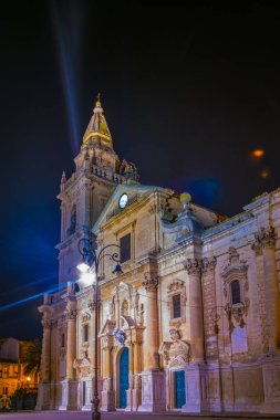 Aziz giovanni battista Ragusa Sicilya, Ital katedral gece görünümü