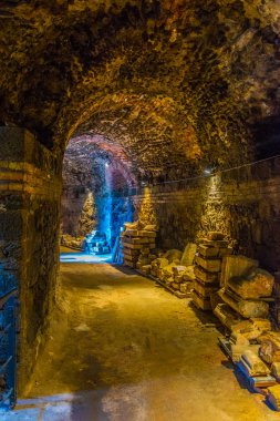 Catania, Sicilya, Ital antik Roma Tiyatrosu içinde iç bir pasaj