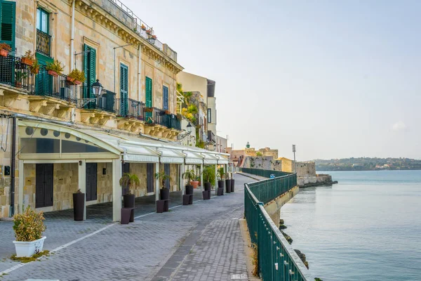 Uitzicht Promenade Langs Kust Rond Oude Stad Van Syracuse Sicilië — Stockfoto