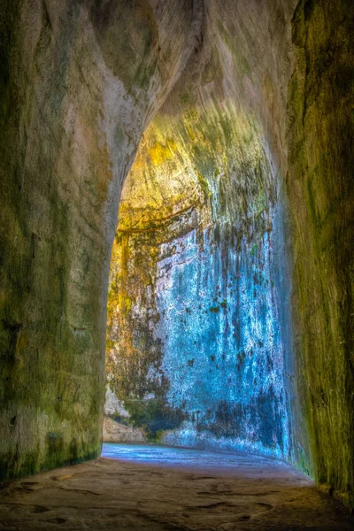 Grotte Orecchio Dionisio Dans Parc Archéologique Neapolis Syracuse Sicile Ital — Photo