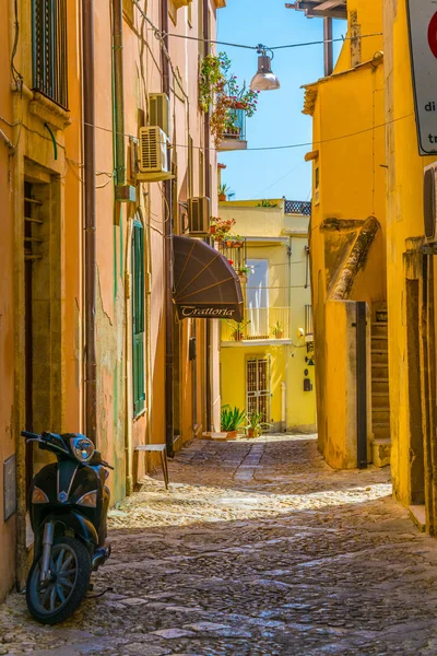 Vista Uma Rua Estreita Noto Sicília Ital — Fotografia de Stock