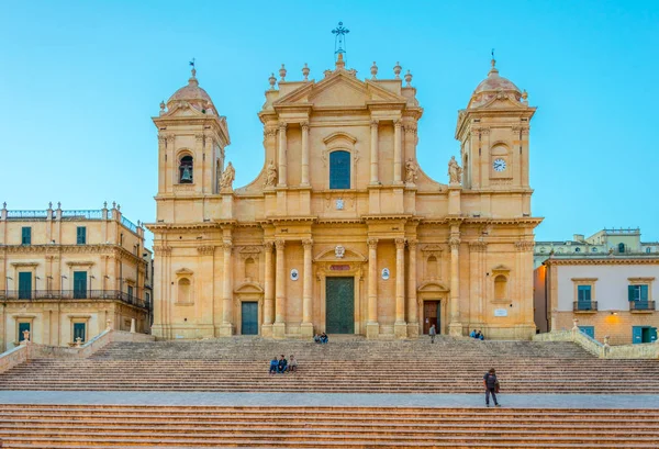 シチリア島能登のサン ニコロ大聖堂 イタリア — ストック写真