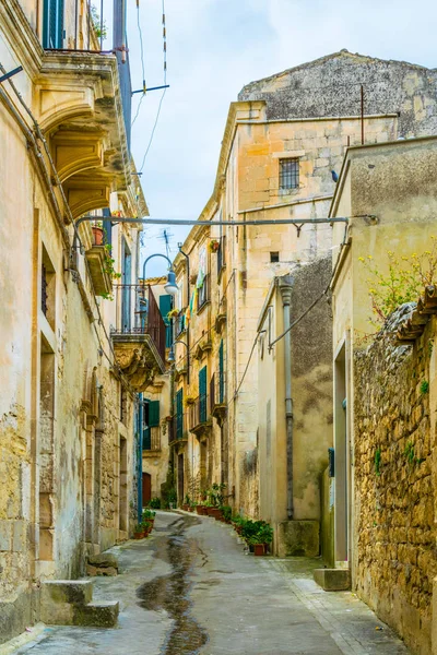 Vista Una Calle Estrecha Modica Sicilia Italia — Foto de Stock