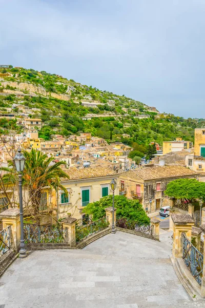 Vista Una Escalera Modica Sicilia Con Vistas Ciudad Debajo — Foto de Stock