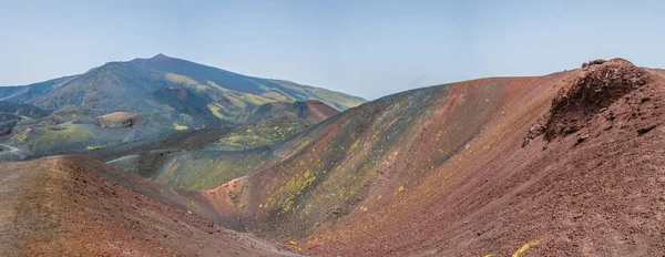 アイタル シチリア島のエトナ山に位置する Crateri シルベストリ — ストック写真