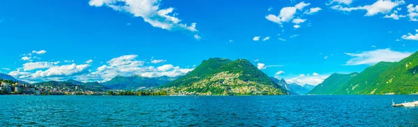 位于瑞士的卢加诺湖的卢加诺老城 — 图库照片