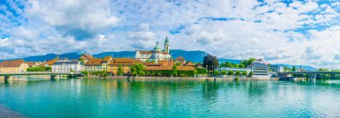 Solothurn, Switzerlan geçen Aare Riverside