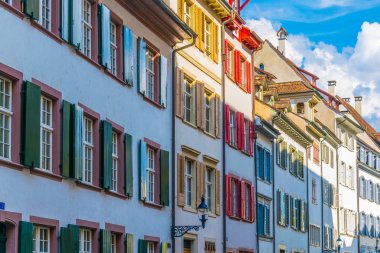 Basel'in, Switzerlan dar bir sokakta