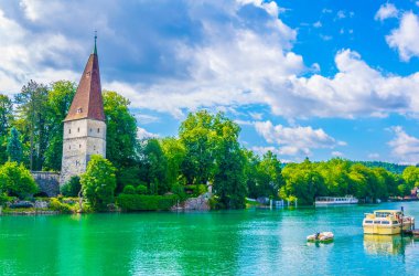 Solothurn, Switzerlan shore Aare nehri üzerinde Krummturm