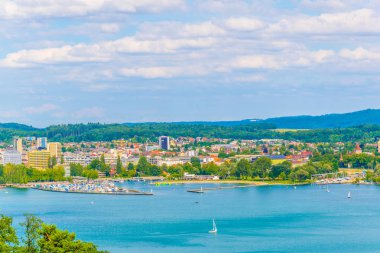 Cityscape Biel/Bienne Switzerlan Bielersee arkasında