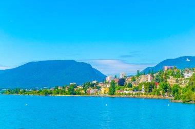 Neuchatel şehrin Neuchatel Gölü yanında, Switzerlan