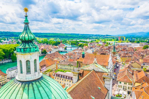 Luftaufnahme Von Solothurn Mit Dem Vorbeifließenden Fluss Aare Schweiz — Stockfoto