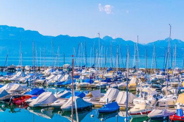 Marina Lutry, Switzerlan adlı