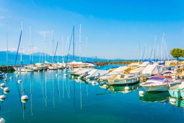 Marina Lutry, Switzerlan adlı