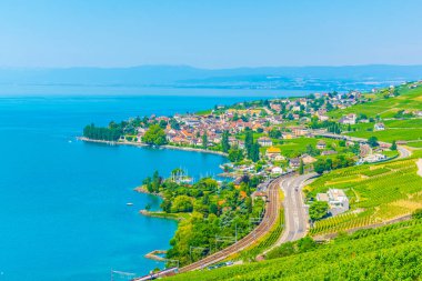 Bourg en Switzerlan Lavaux, Lutry ve Cenevre'de gölde havadan görünümü