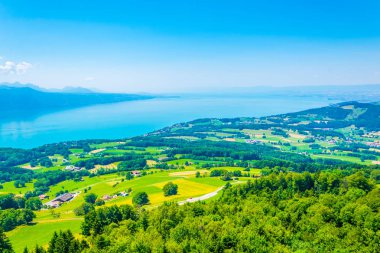 Geneva Gölü'nden Mont Pelerin, Switzerlan havadan görünümü