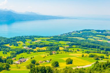 Geneva Gölü'nden Mont Pelerin, Switzerlan havadan görünümü