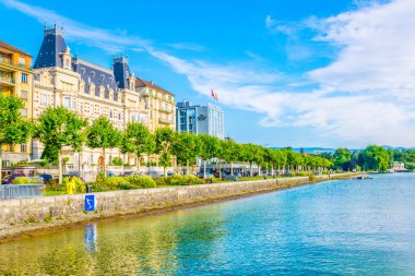 Cenevre, Switzerlan tarihi binalar boyunca gezinti gergin