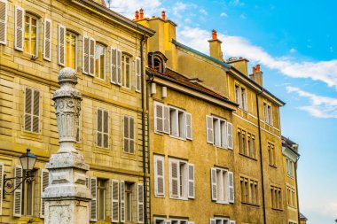 Swiss şehir Cenevre, Switzerlan dar bir sokakta görünümünü