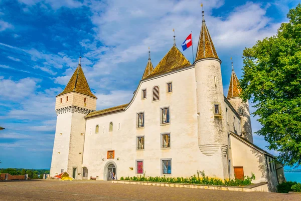 Castillo Blanco Nyon Suizlán — Foto de Stock