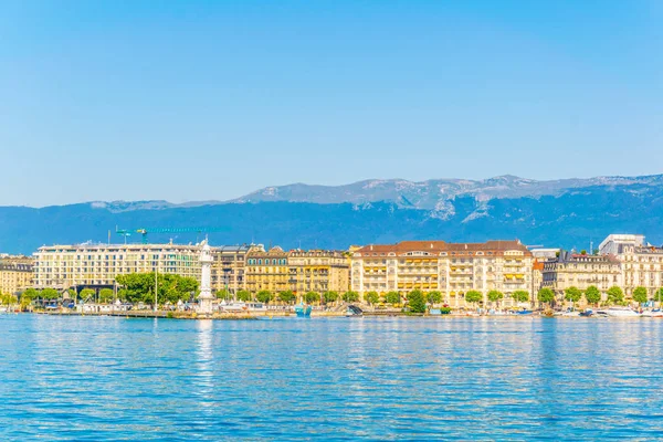 Cityscape of Geneva viewed behind Geneva lake/Lac Leman in Switzerlan