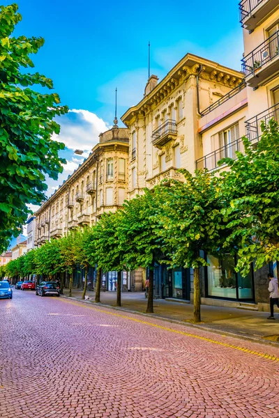 Balkons Een Straat Het Centrum Van Zwitserse Stad Bellinzon — Stockfoto