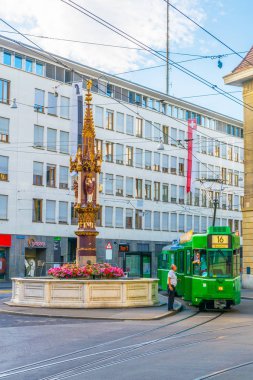 Basel, İsviçre, 14 Temmuz 2017: Basel'in, Switzerlan bir çeşme