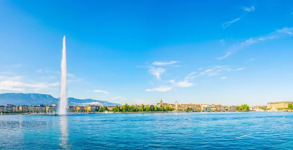 Geneva Suíça Julho 2017 Cidade Genebra Vista Atrás Lago Genebra — Fotografia de Stock