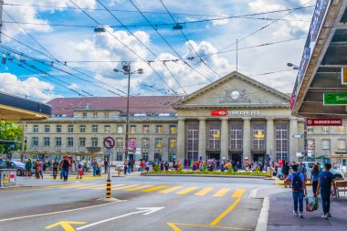 Solothurn, İsviçre, 15 Haziran 2017: Ana tren istasyonunda Solothurn, Switzerlan