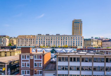 Lozan, İsviçre, 19 Temmuz 2017: Lozan'da, Switzerlan Bel-air kulesi havadan görünümü