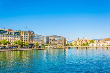 Cenevre, İsviçre, 20 Temmuz 2017: Geneva Gölü/Lac Leman Switzerlan arkasında görüntülendi Cenevre Cityscape