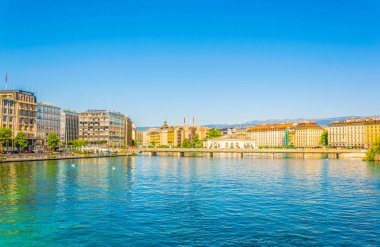 Cenevre, İsviçre, 20 Temmuz 2017: Geneva Gölü/Lac Leman Switzerlan arkasında görüntülendi Cenevre Cityscape