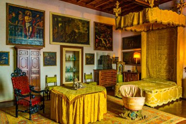 Isola Madre, İtalya, 27 Temmuz 2017: Isola Madre, Ital Borromeo sarayının içinin