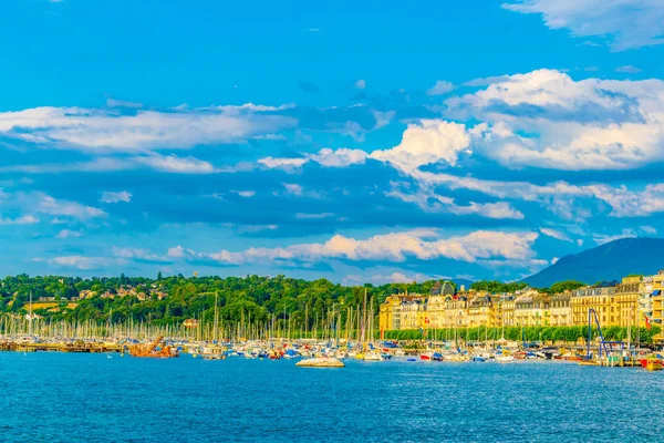 Geneva Suíça Julho 2017 Cidade Genebra Vista Atrás Lago Genebra — Fotografia de Stock