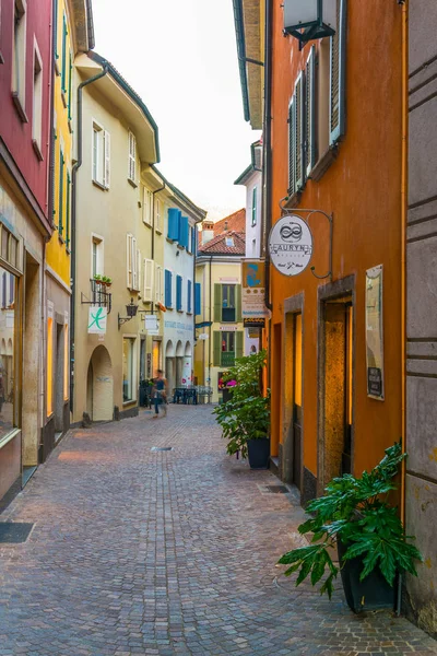 Locarno Switzerland July 2017 Вид Улицу Центре Швейцарского Города Локарн — стоковое фото