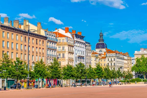 Lyon Franciaország 2017 Július Emberek Halad Szobrot Louis Xiv Dieu — Stock Fotó