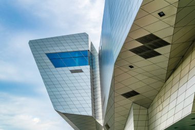 Musée des akışlar bir bilimdir ve Antropoloji Müzesi Saone ve Rhone izdiham üzerinde yer alan Lyon, Frangı nehirler