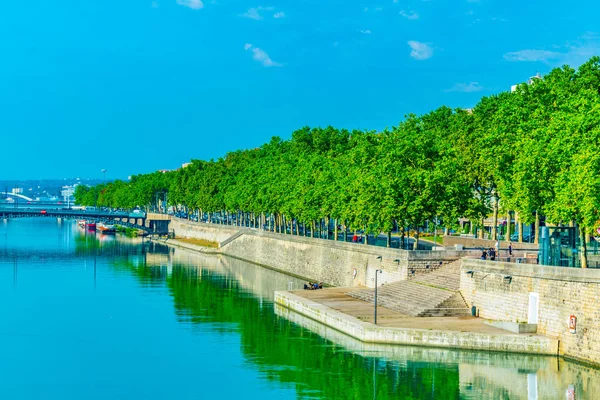 Riverside Του Ροδανού Ποταμού Στη Λυών Φράγκο — Φωτογραφία Αρχείου