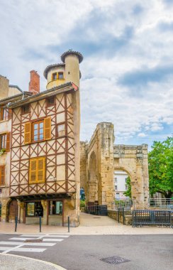 Şehir Merkezi Vienne, Frangı Ortaçağ kalıntıları