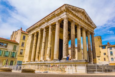 Vienne, Franc 'taki Auguste Tapınağı.