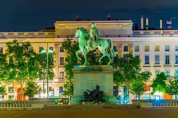 Veduta Notturna Della Statua Luigi Xiv Place Bellecour Lione Franc — Foto Stock