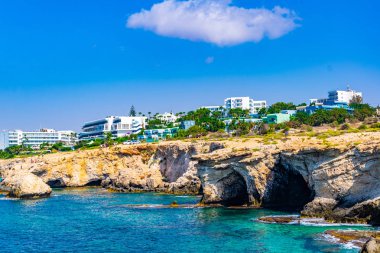 Deniz mağaraları, greco içinde Güney-Doğu cypru kap.