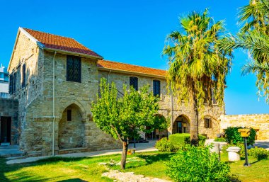Cypru üzerinde Larnaka kalenin avlu
