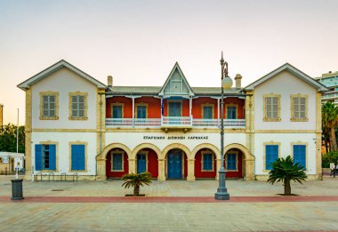 Larnaka, Cypru Belediye Sanat galerisinde görünümünü