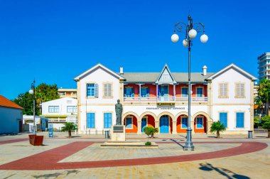 Larnaka, Cypru Belediye Sanat galerisinde görünümünü