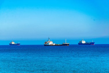 Limasol için Cypru üzerinde gelen ticari gemi