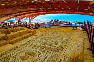 Eski Kourion, Cypru güzel kat mozaikli eski bir evin kalıntıları