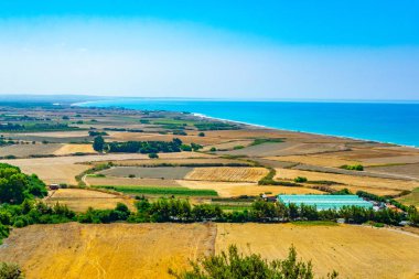 Cypru üzerinde Ermogenis beach yakınındaki kırsal